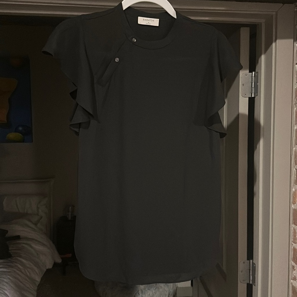 Aritzia Babaton Blouse